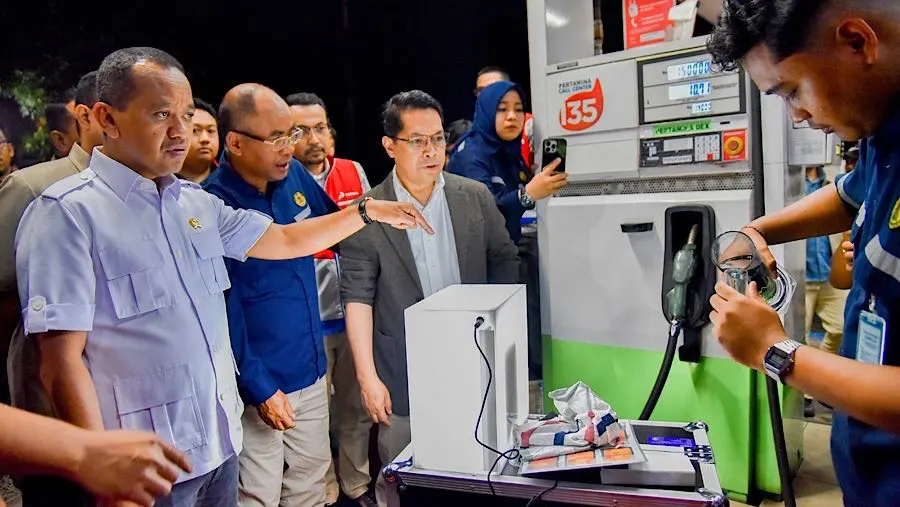 Menteri ESDM Bahlil Pertimbangkan Aturan Cegah Shifting BBM Subsidi