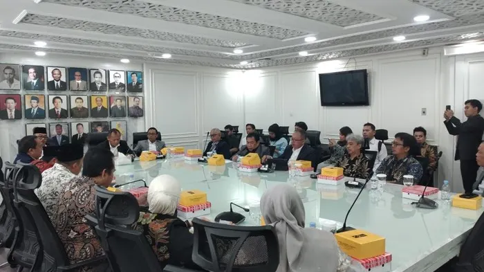 Fraksi Partai Golkar DPR RI menerima audiensi Forum Rektor Perguruan Tinggi Muhammadiyah-'Aisyiyah (FR PTMA) di Kompleks Parlemen, Senayan, Jakarta, Selasa (22/9/2026).