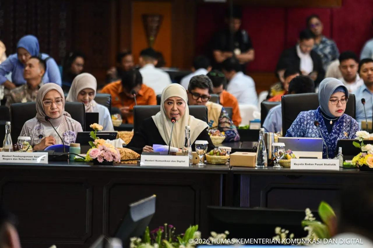 Menkomdigi Meutya Hafid Perkuat SPLP Dukung Perlinsos Digital
