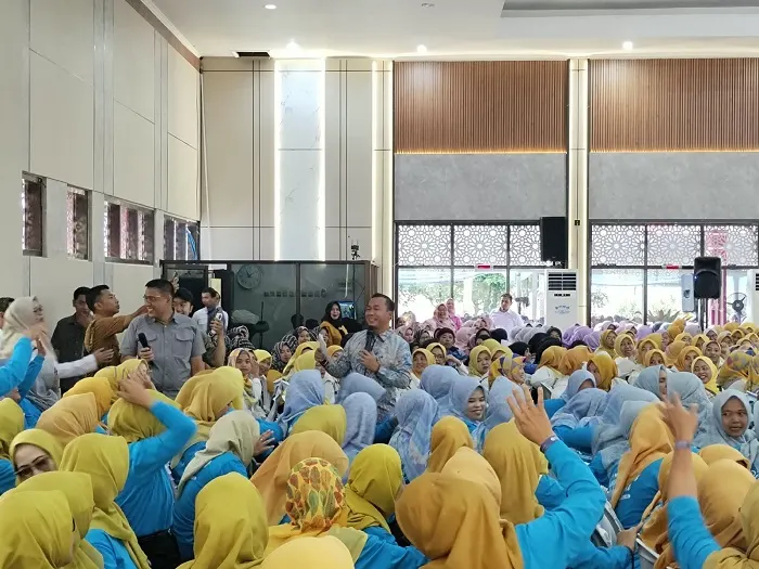 Menteri Kependudukan dan Pembangunan Keluarga/Kepala BKKBN Wihaji