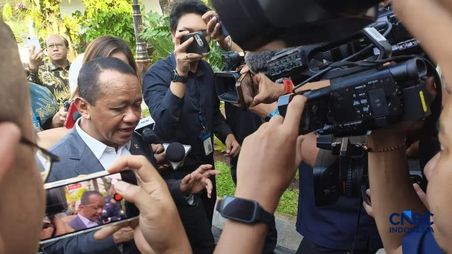 Bahlil Pastikan Stok BBM Nasional Aman Hingga 18 Hari