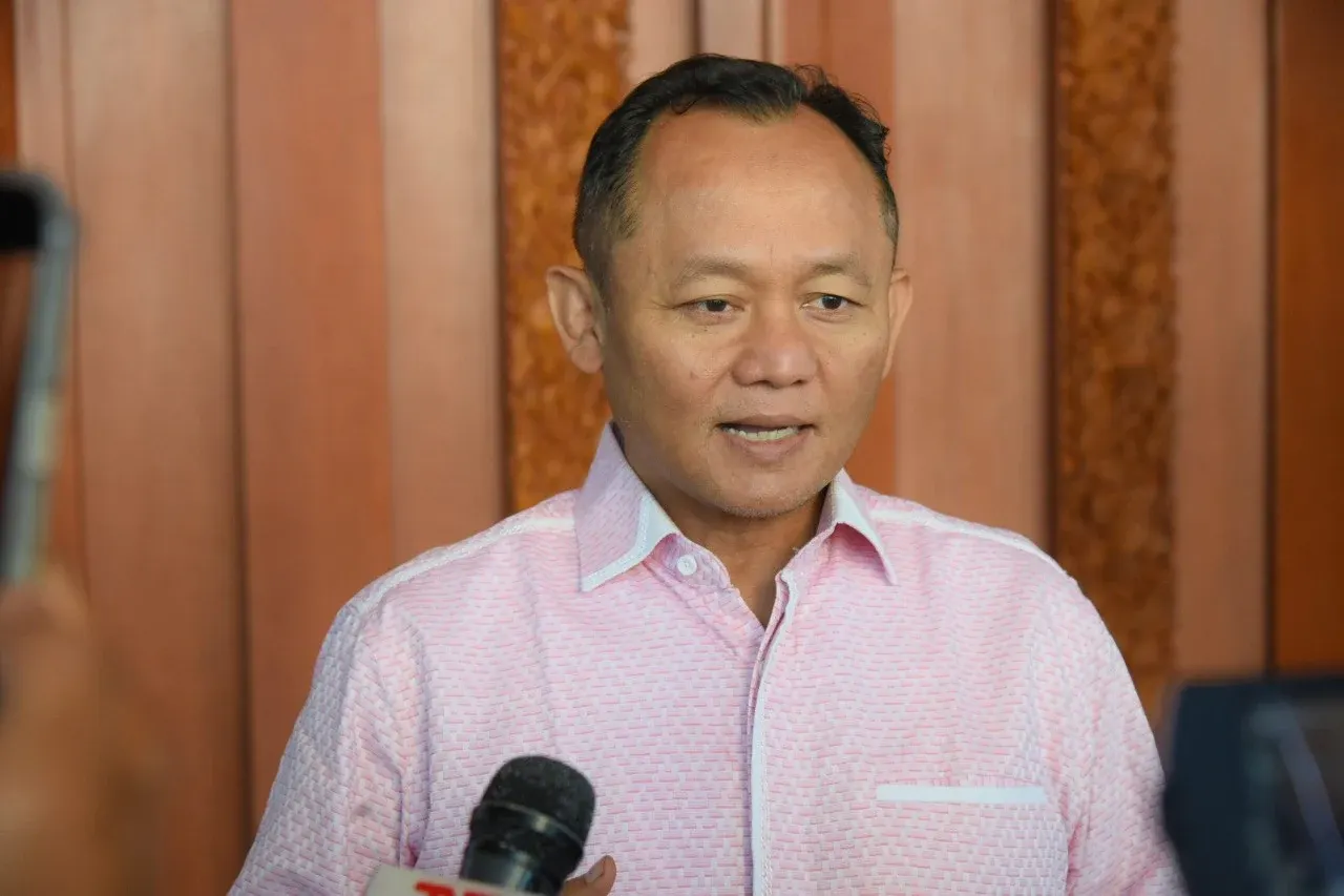 Menteri Perindustrian Muhammad Sarmuji
