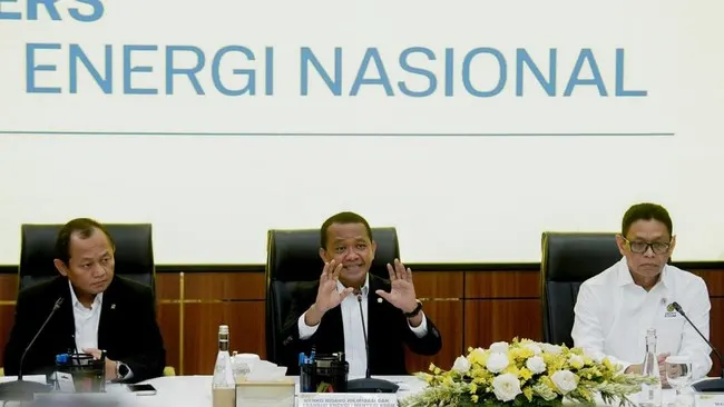 Menteri Koordinator Bidang Hilirisasi dan Transisi Energi sekaligus Menteri ESDM Bahlil Lahadalia