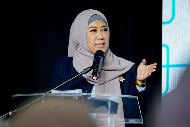 Meutya Hafid Dorong Keamanan Anak Jadi Prioritas dalam Layanan Digital