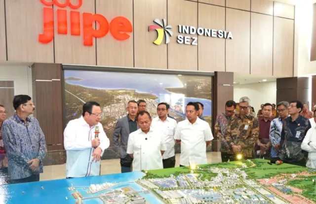 Menperin Soroti Kontribusi JIIPE Gresik terhadap Lapangan Kerja dan Pertumbuhan Ekonomi